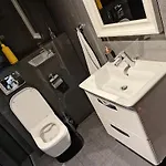 The M O D E R N C I T Y Spot * Katowice