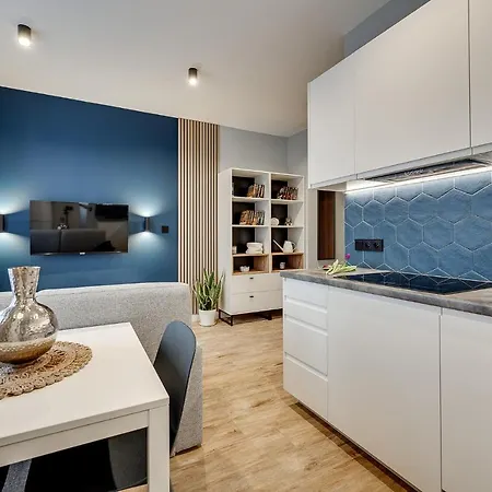 The M O D E R N C I T Y Spot Apartment *