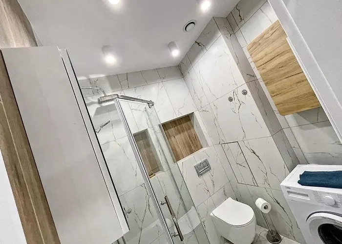 The M O D E R N C I T Y Spot 카토비체