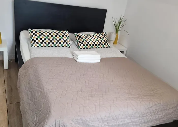 Apartamento The M O D E R N C I T Y Spot